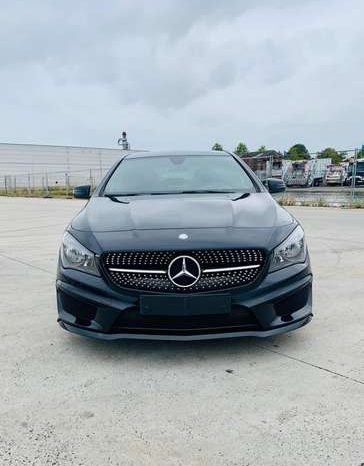 Mercedes-Benz CLA 180 BE Edition full