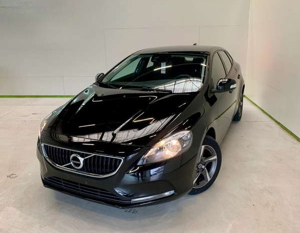 Volvo V40 2.0 T2 full