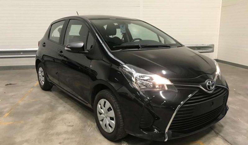 Toyota Yaris full