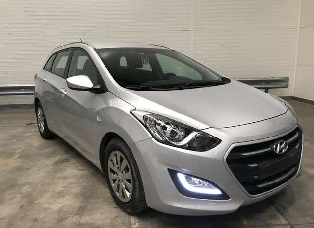 Hyundai i30 full