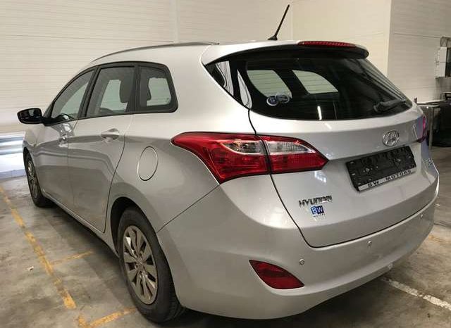 Hyundai i30 full