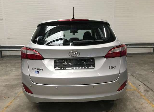 Hyundai i30 full