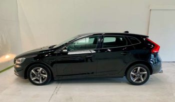 Volvo V40 2.0 T2 full