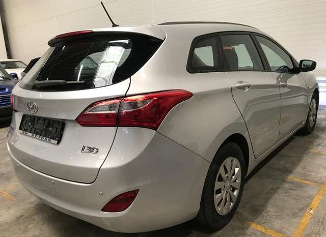 Hyundai i30 full