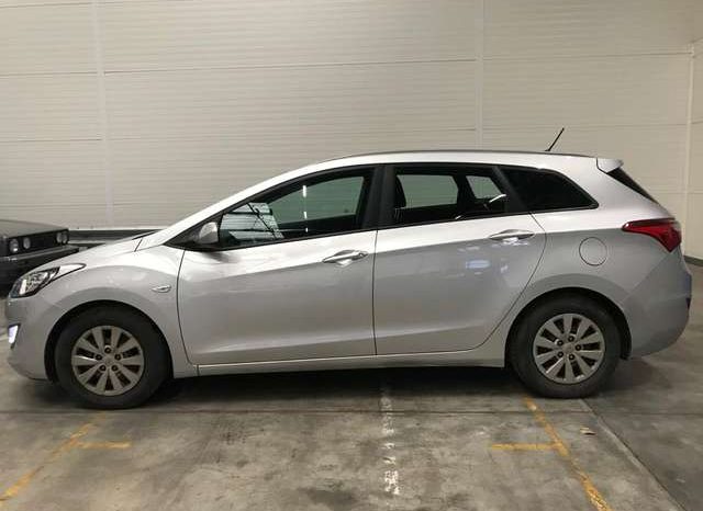 Hyundai i30 full