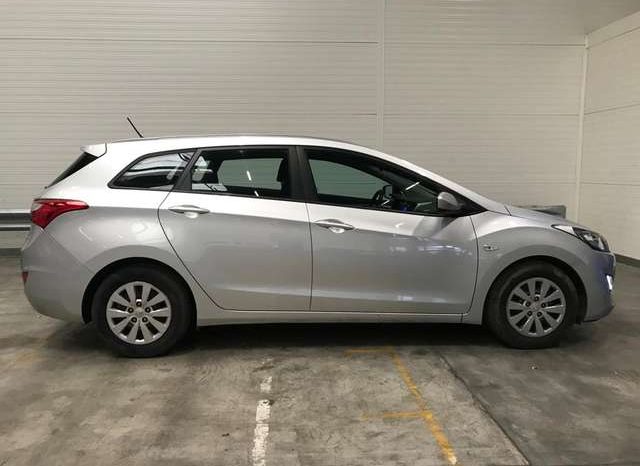 Hyundai i30 full