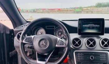 Mercedes-Benz CLA 180 BE Edition full